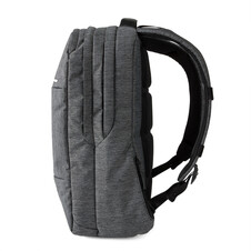 Incase City Backpack 16&quot;, schwarz