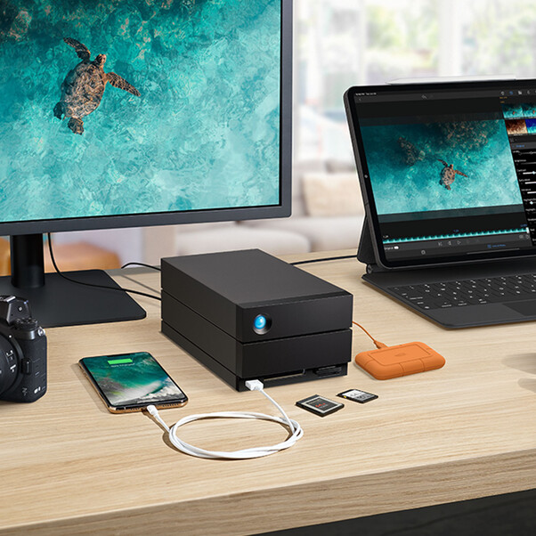 LaCie 2big Dock v2 Thunderbolt 3 Hardware RAID, 20TB