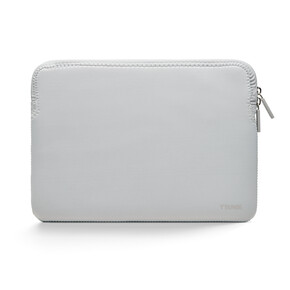 Sie sehen das Produkt Trunk Neopren Sleeve für MacBook Air/MacBook Pro 13"", silber, Produktbild: 01 Trunk Neopren Sleeve für MacBook Air/MacBook Pro 13"", silber