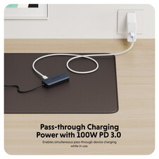 Sie sehen das Produktbild 05 von Hyper - HyperDrive Next 4-Port-USB-C-Hub, mitternachtblau Hyper - HyperDrive Next 4-Port-USB-C-Hub, mitternachtblau