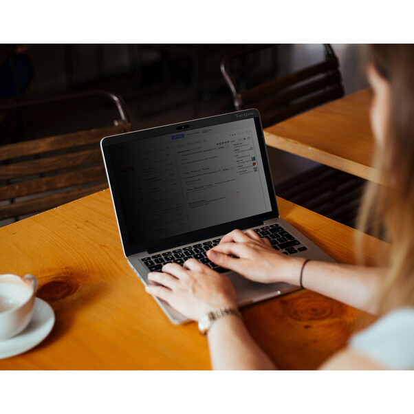 Targus magnetischer Blickschutz für 13&quot; MacBook Pro (2018-2021) &amp; 13&quot; MacBook Air (2018-2022), schwarz&gt;