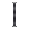 Sie sehen das Produktbild 02 von Apple Watch 46mm Armband mit Magnetverschluss, schwarz - M/L> Apple Watch 46mm Armband mit Magnetverschluss, schwarz - M/L>