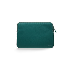 Sie sehen das Produkt Trunk Neopren Sleeve für MacBook Air (2022/2024) 13", gru?n, Produktbild: 01 Trunk Neopren Sleeve für MacBook Air (2022/2024) 13", gru?n