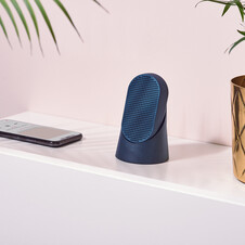 Lexon Mino T tragbarer Lautsprecher mit Karabiner, dunkelblau