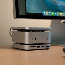 Satechi USB4 Slim NVMe SSD-Gehäuse, silber