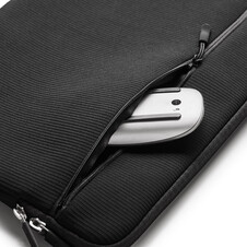 Sie sehen das Produktbild 02 von Trunk Textile Neopren Sleeve gerippt für MacBook Air/MacBook Pro 13" mit Tasche, schwarz Trunk Textile Neopren Sleeve gerippt für MacBook Air/MacBook Pro 13" mit Tasche, schwarz