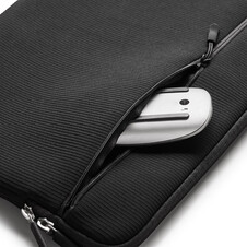 Sie sehen das Produktbild 02 von Trunk Textile Neopren Sleeve gerippt für MackBook Air/MacBook Pro 14" mit Tasche, schwarz Trunk Textile Neopren Sleeve gerippt für MackBook Air/MacBook Pro 14" mit Tasche, schwarz