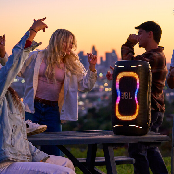 Sie sehen das Produktbild 08 von JBL Partybox 130, schwarz JBL Partybox 130, schwarz