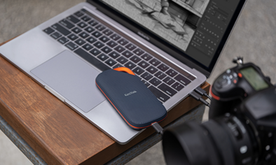 SanDisk Extreme PRO USB4® Portable SSD