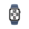 Apple Watch SE GPS, 40 mm Aluminiumgehäuse Silber, Sportarmband Denim ­− M/L
