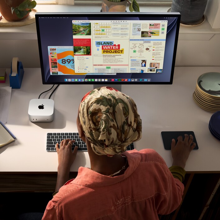 Mac mini: Apple M6 Chip mit 12‑Core CPU und 12‑Core GPU, 256 GB SSD - Silber